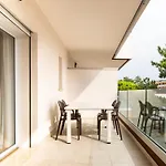 Iris Suite-2 By Interhome