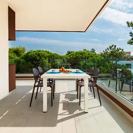 Iris Suite-2 By Interhome Appartement